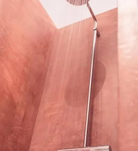 Charming Retreat For Two In Appartement *